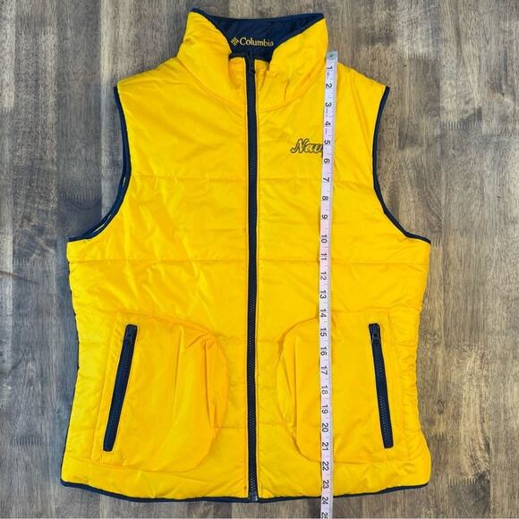US Navy Columbia Women’s Reversible Embroidered Puffer Vest Military Size Medium - Picture 6 of 11